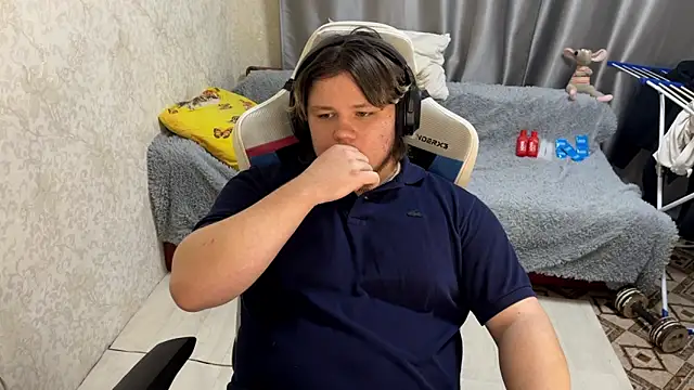 desiredude9 online show from October 2025 07:20:02 PM