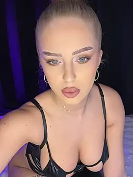 AubrieleRouj1 online show from February 2026 05:17:02 PM