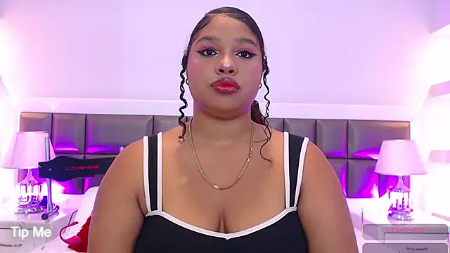 LennaEvans online show from November 2025 11:44:01 AM