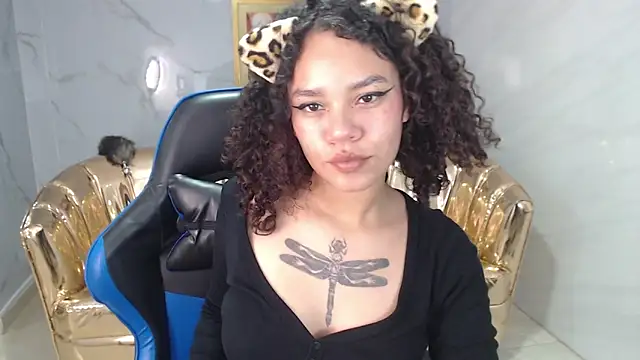 Canela s1 online show from October 2025 08:07:02 PM