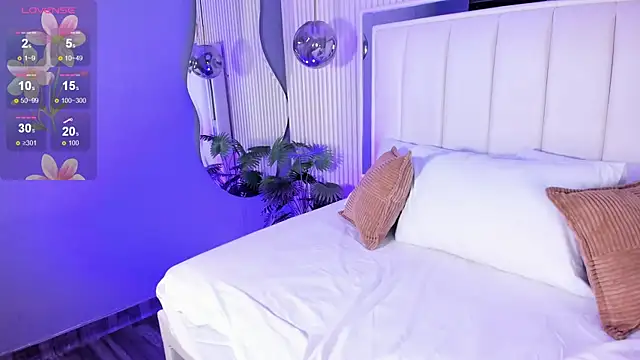 MariathLittle online show from September 2025 05:51:02 PM