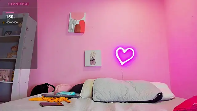 Georgina Ferri  online show from September 2025 05:13:01 PM