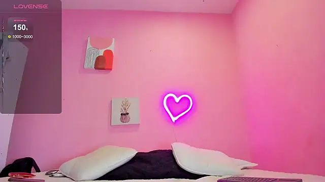 Georgina Ferri  online show from September 2025 05:15:02 PM