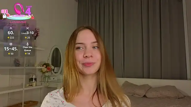 CarollSmithh online show from October 2025 08:18:01 PM