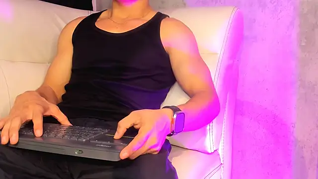 Snapshot of Manuel_FPG chatting on September 2025 08:32:02 PM Manuel FPG online show from September 2025 08:32:02 PM