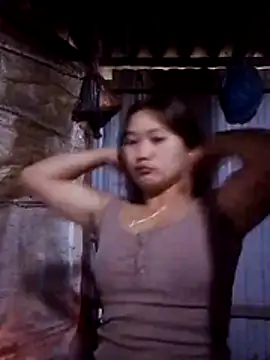 lusy-bae online show from November 2025 12:05:01 AM