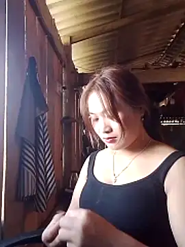 lusy-bae online show from November 2025 05:40:02 AM