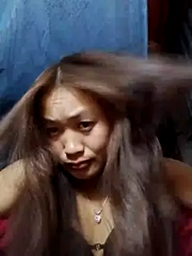 lusy-bae online show from December 2025 12:21:01 PM