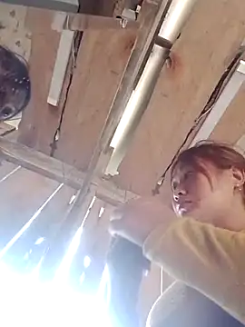 lusy-bae online show from December 2025 05:47:02 AM