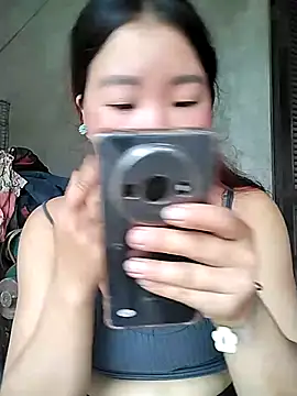lylylove online show from June 2026 01:29:01 AM