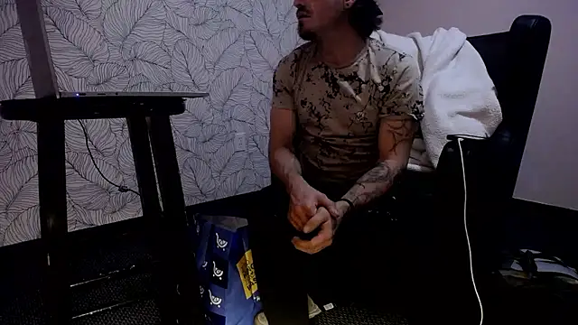 kinkytxbottom911 online show from January 2026 09:23:02 AM