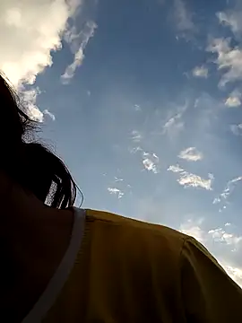 Ngocmi909 online show from September 2025 10:48:02 AM