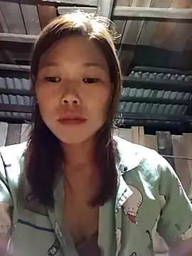 Ngocmi909 online show from November 2025 01:00:01 PM