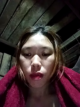 Ngocmi909 online show from December 2025 02:01:02 PM