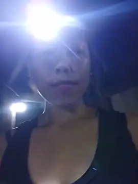 Ngocmi909 online show from June 2026 01:03:02 PM