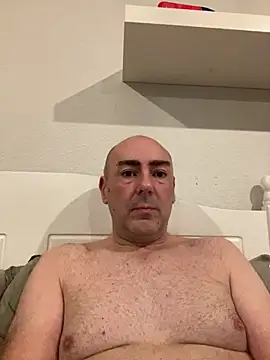 Richmcgee online show from February 2026 08:32:02 PM