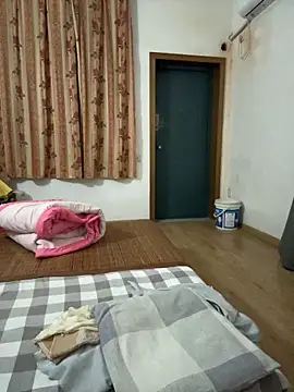 xiiuuff18 online show from June 2026 01:56:01 PM