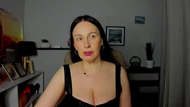 Velvet Jasmine online show from October 2025 05:26:02 AM