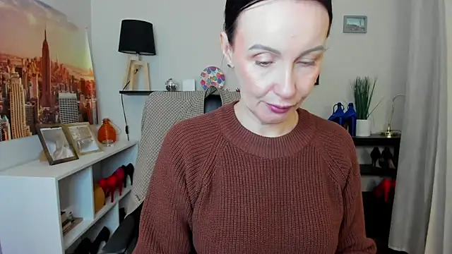 Velvet Jasmine online show from March 2026 06:28:02 AM