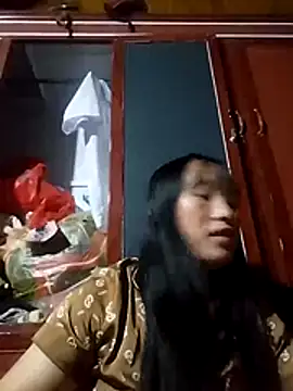 Snapshot of miss-su chatting on November 2025 01:17:01 AM miss-su online show from November 2025 01:17:01 AM