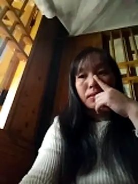 Snapshot of miss-su chatting on November 2025 01:22:02 AM miss-su online show from November 2025 01:22:02 AM