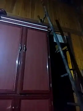 Snapshot of miss-su chatting on November 2025 12:49:01 PM miss-su online show from November 2025 12:49:01 PM