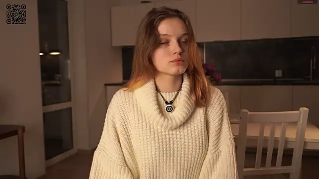 Snapshot of MandaReh chatting on September 2025 04:12:01 PM MandaReh online show from September 2025 04:12:01 PM