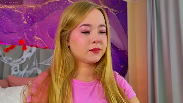 Snapshot of MellisaLanee chatting on October 2025 03:38:02 PM MellisaLanee online show from October 2025 03:38:02 PM