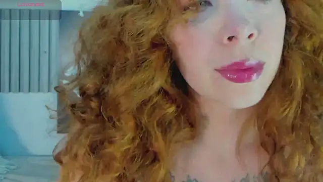 HelenaCole- online show from November 2025 10:04:02 PM