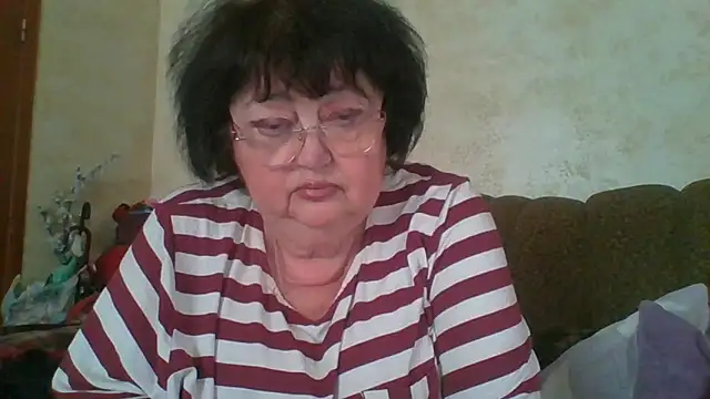 MilaSky5303 online show from April 2026 02:04:02 PM