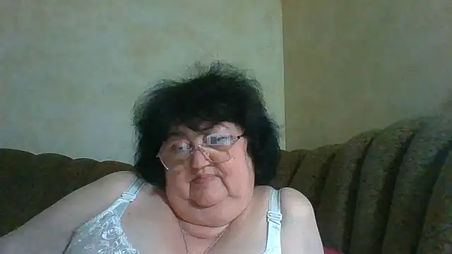 MilaSky5303 online show from July 2026 07:39:01 PM