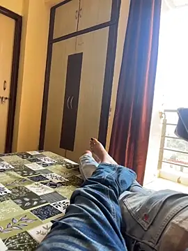 Snapshot of indianshycouple chatting on February 2026 07:29:01 AM indianshycouple online show from February 2026 07:29:01 AM