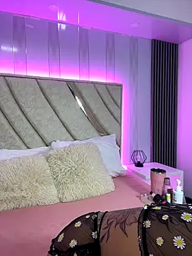 Snapshot of bellalumi chatting on September 2025 11:42:01 AM bellalumi online show from September 2025 11:42:01 AM