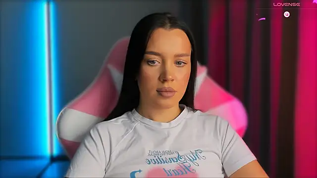 AmeliaSonk231 online show from October 2025 06:31:02 PM