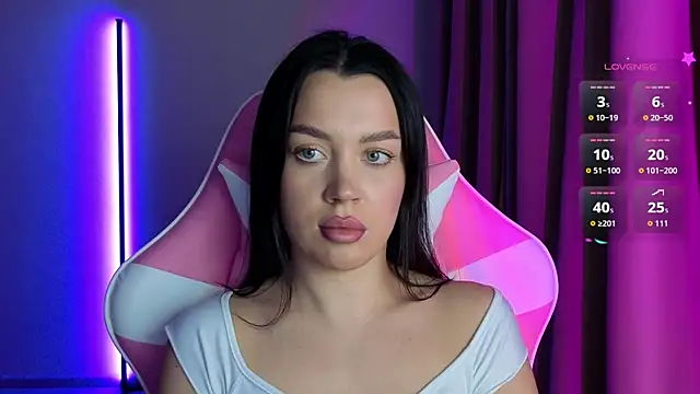 AmeliaSonk231 online show from October 2025 06:52:01 PM