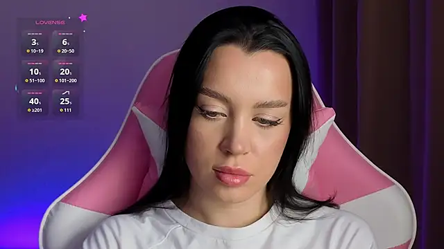 AmeliaSonk231 online show from October 2025 08:00:02 PM