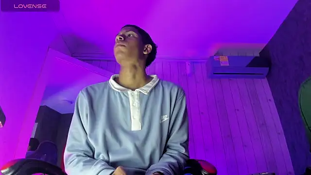 Erick wal online show from October 2025 07:57:02 PM