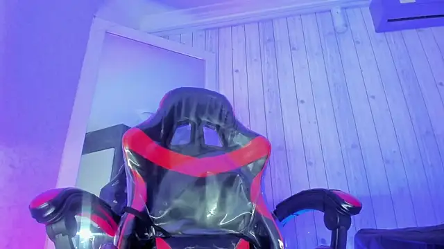 Erick wal online show from October 2025 08:22:02 AM