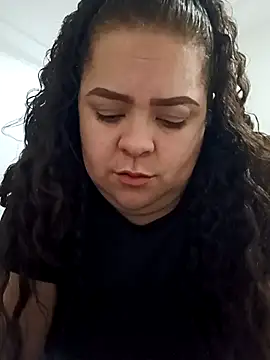 Miss Adriana01 online show from October 2025 06:52:01 PM