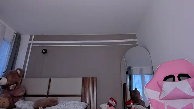 Snapshot of EmystarX chatting on March 2026 11:12:02 PM EmystarX online show from March 2026 11:12:02 PM