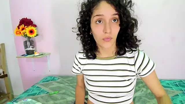 TeensNews18 online show from September 2025 12:45:02 AM