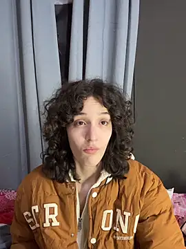 TeensNews18 online show from April 2026 11:18:02 PM