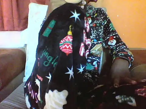 Snapshot of Moongodessy chatting on February 2026 12:27:01 PM Moongodessy online show from February 2026 12:27:01 PM