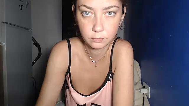 petite danielle online show from August 2026 11:07:02 PM