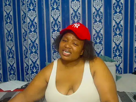 Snapshot of JUICEYLIPS333 chatting on November 2025 06:24:01 AM JUICEYLIPS333 online show from November 2025 06:24:01 AM