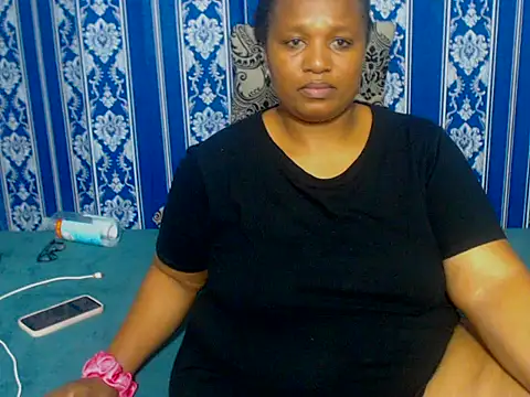 Snapshot of JUICEYLIPS333 chatting on November 2025 07:32:02 PM JUICEYLIPS333 online show from November 2025 07:32:02 PM