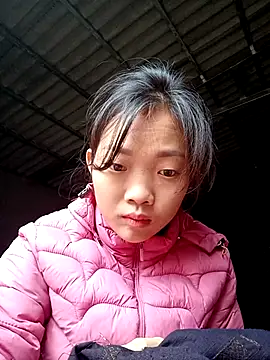 Ananine online show from November 2025 01:27:02 AM