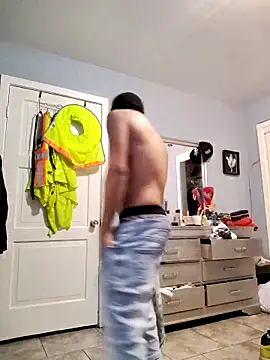 Snapshot of bigb499 chatting on November 2025 09:42:02 AM bigb499 online show from November 2025 09:42:02 AM