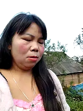 Snapshot of lusy-00 chatting on November 2025 09:41:02 AM lusy-00 online show from November 2025 09:41:02 AM