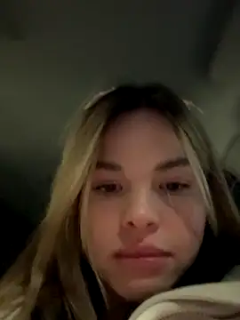 Snapshot of SMELLSEX chatting on October 2025 03:40:01 PM SMELLSEX online show from October 2025 03:40:01 PM